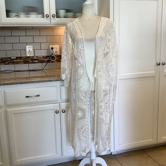Embroidered Lace Cream White Duster Cover Up Kimono - Picture 1 of 6